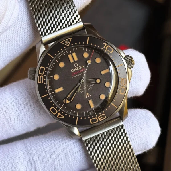 OMEGA SEAMASTER DIVER 300M JAMES BOND